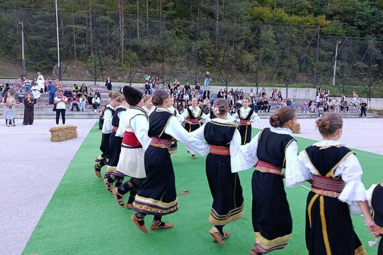 Na smotri folklora oko 120 učesnika: Tradicija koja spaja ljude