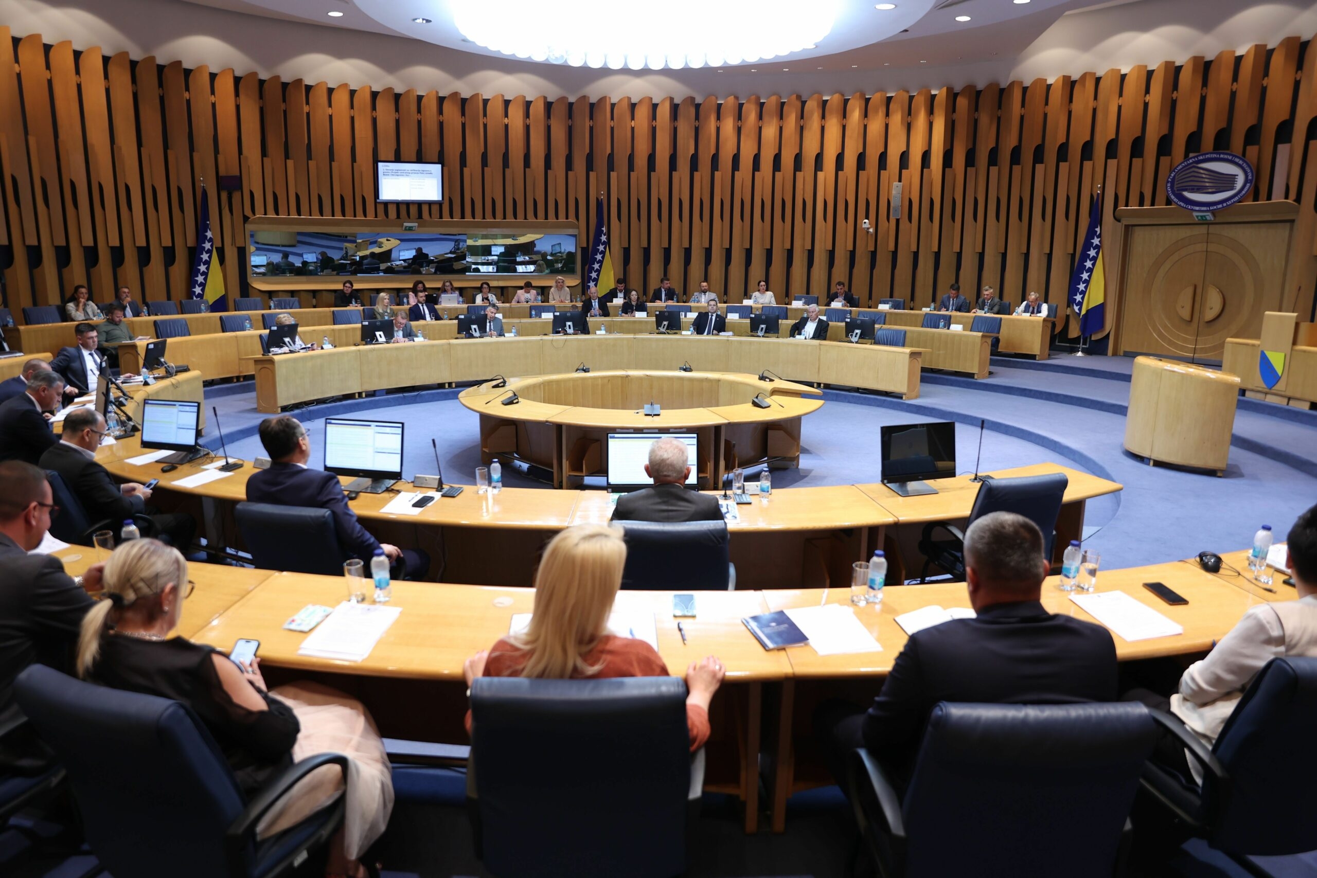 Odluka bi mogla doći sutra u Domu naroda PSBiH: Hoće li političari konačno smanjiti cijene goriva: