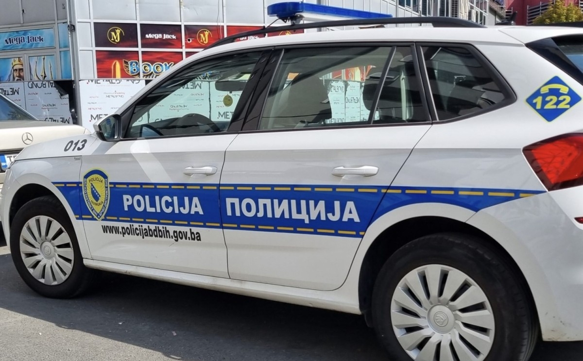 Detalji tragedije u Brčkom: Otac nesretnim slučajem pregazio sina