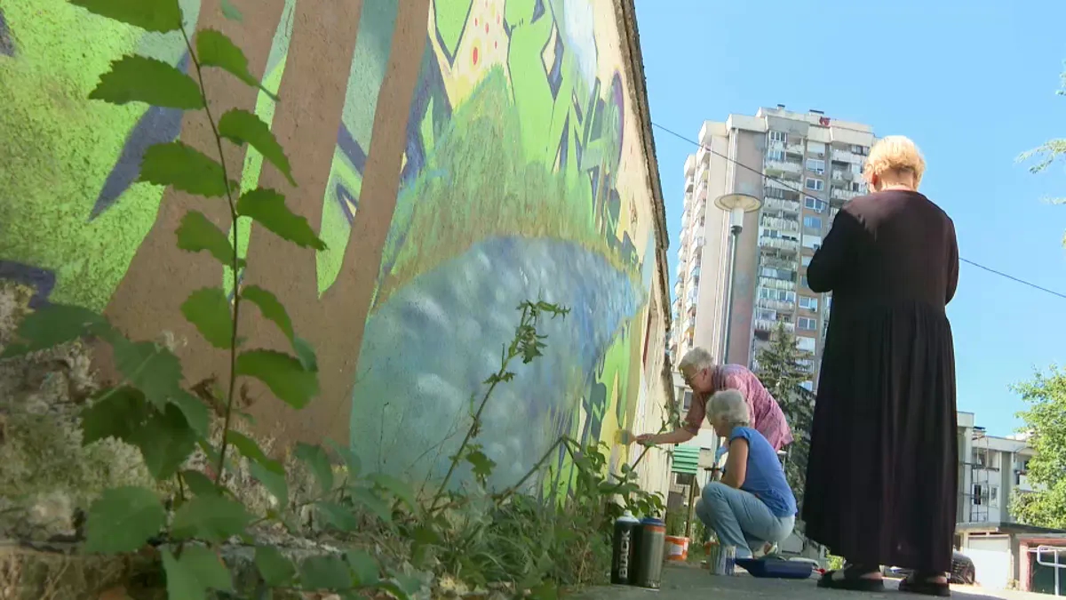 Gradski zidovi Sarajeva postaju umjetnička djela, festival ove godine povezao i različite generacije