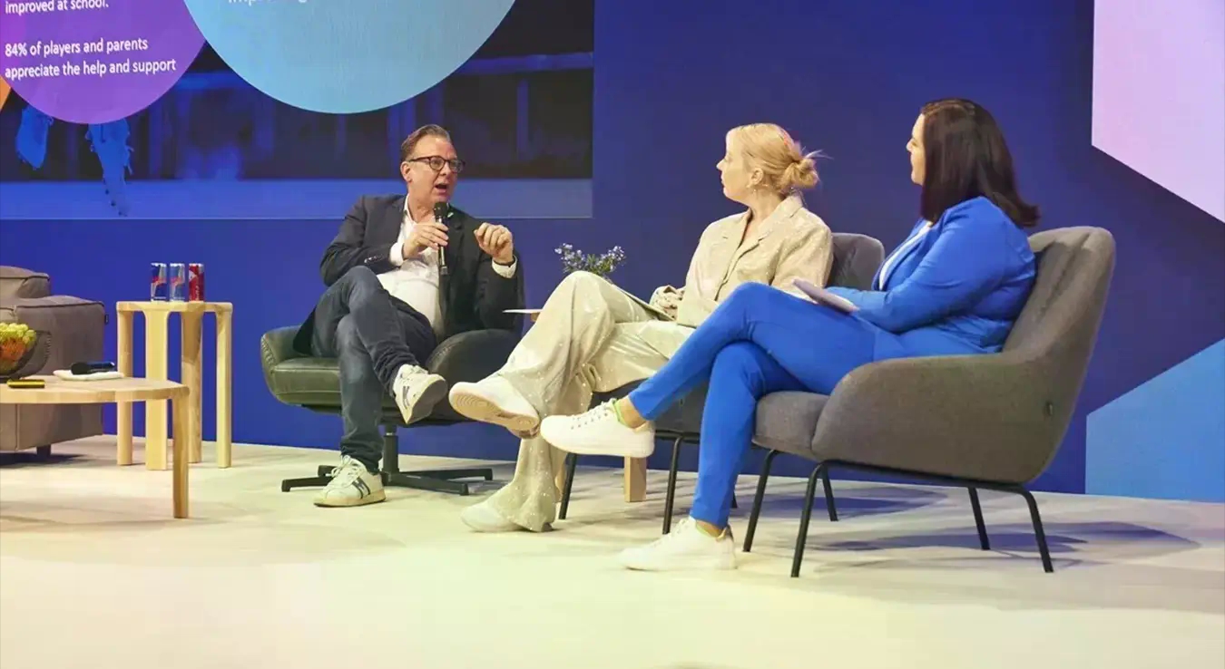 "Phygital" револуција: Зашто је традиционални спорт невидљив новим генерацијама?