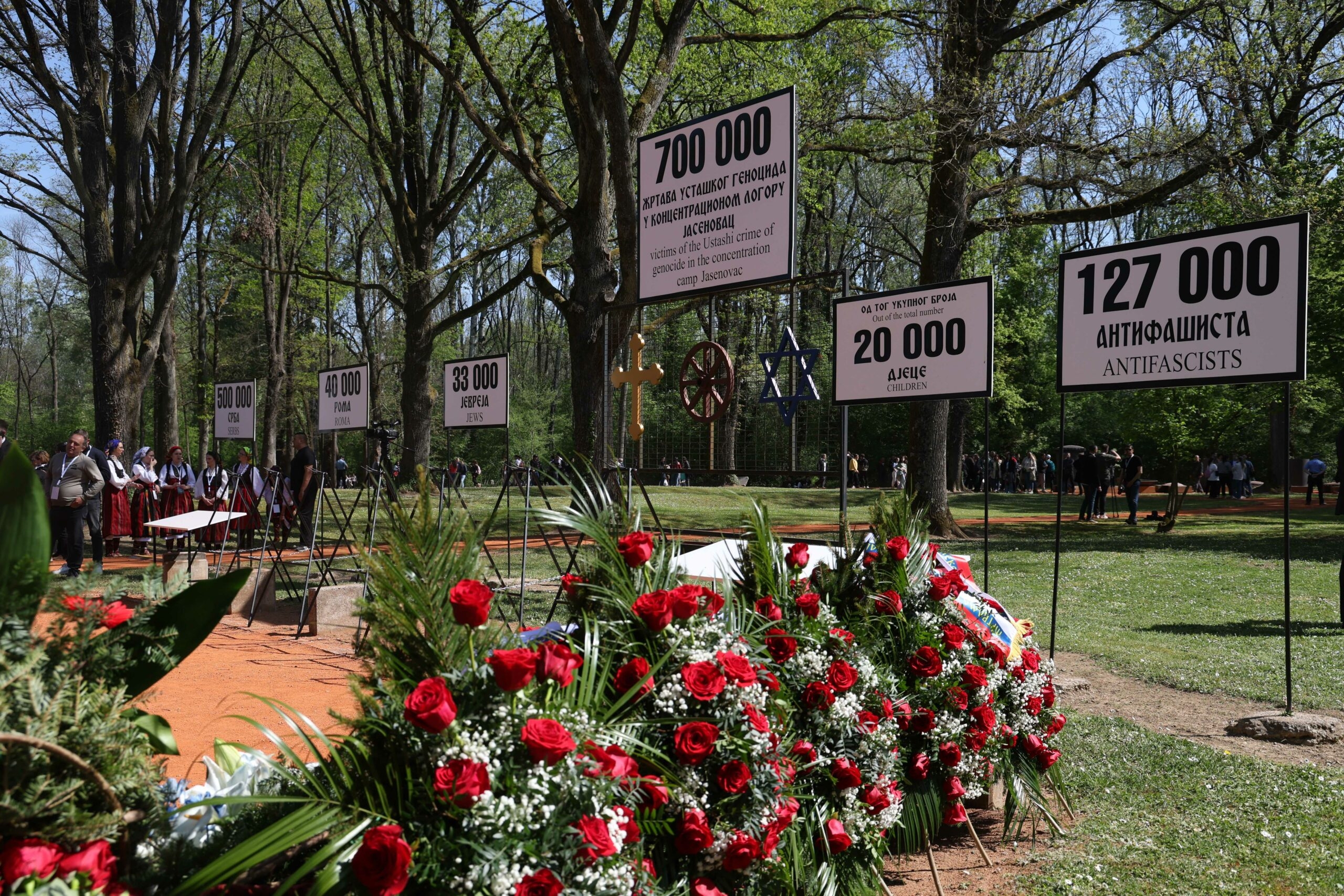 MIRNO I DOSTOJANSTVENO Oglasio se MUP Srpske o komemorativnom skupu u Donjoj Gradini, evo KOLIKO GRAĐANA JE BILO