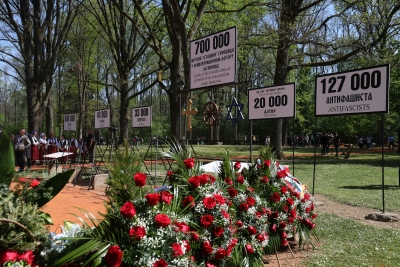 MIRNO I DOSTOJANSTVENO Oglasio se MUP Srpske o komemorativnom skupu u Donjoj Gradini, evo KOLIKO GRAĐANA JE BILO