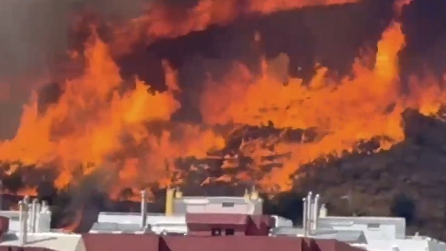 Video / Evakuacija u Barseloni: Širi se veliki požar, naređeno napuštanje domova