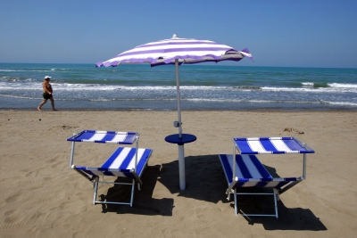 Topla dobrodošlica u Albaniji: Srpski turisti uživaju u moru, CIJENAMA I MUZICI sa svojih prostora