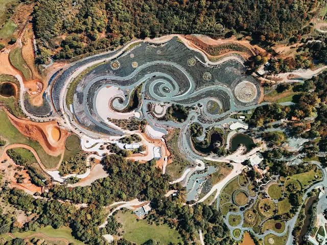 U parku kod Visokog nema nijedne prave linije: o Van Goghovoj slici od lavande pisali su mediji od Kine do Katara