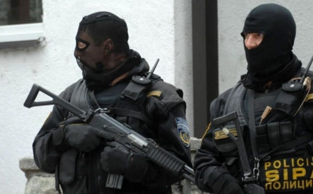 Od političara do policajaca: Identifikovano 300 od 3.000 korisnika Sky aplikacije u BiH