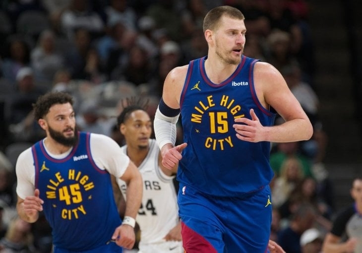 Jokić piše historiju nba lige: Nevjerovatan učinak i denver u strašnoj formi pred plej-of