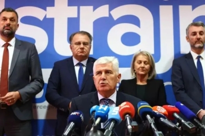 ZAKAŠNJELO BUĐENJE TROJKE PRED OKTOBARSKE IZBORE: Šta je ostalo od 'politike kompromisa' s HDZ-om i SNSD-om?