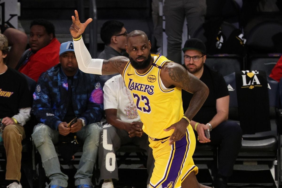 Ovo bi bila najveća bomba svih vremena u košarci: LeBron James stiže u Evropu?