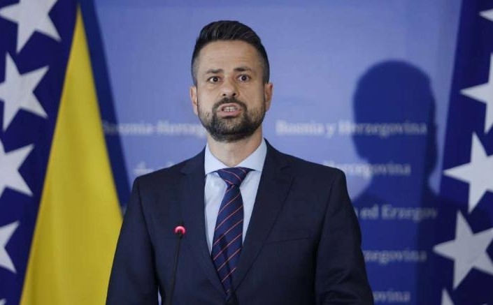 Amidžić o navodima da krije pečat: "Hasanovića ispale iz cirkuskog topa, pa on ispali glupost"