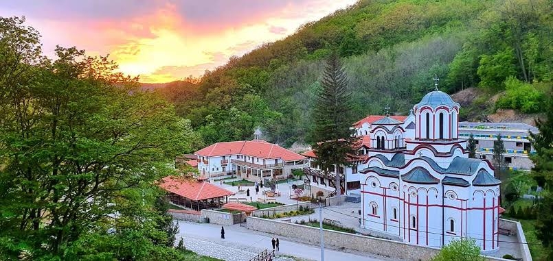 Manastir Tumane slavi 90 godina od obretenja moštiju