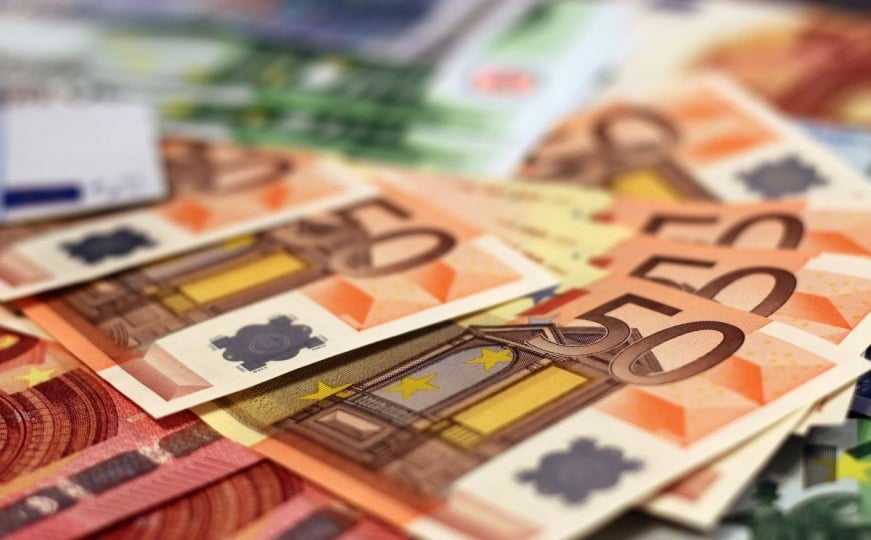 Širi se panika, raste zabrinutost: Ukida li Europa stvarno gotovinu?