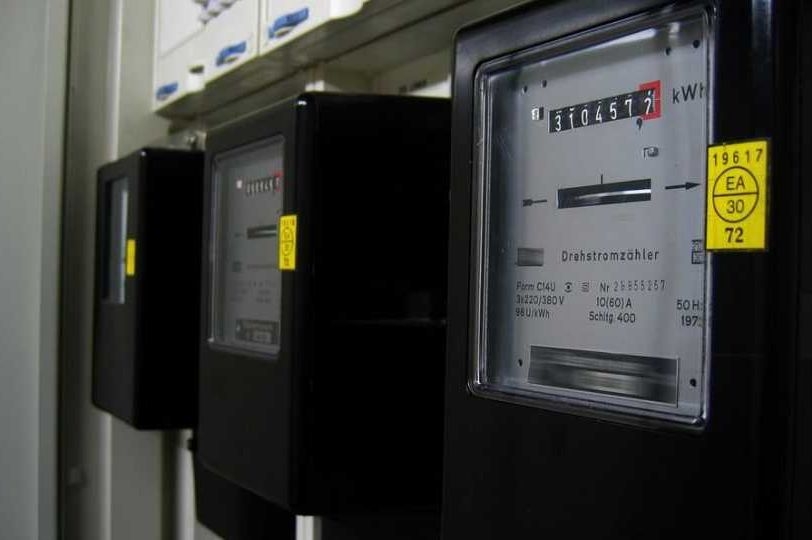 Digitalna brojila napravila haos u Hrvatskoj, građanima stižu računi za struju od 500 evra