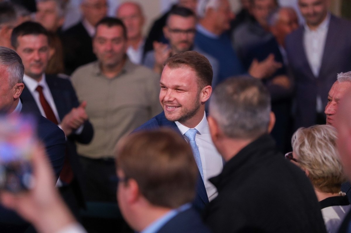 Stanivuković uzvratio Dodiku: "On je po definiciji trgovac, ali politika je stvar eliminacije - mi želimo i bit ćemo prvi"
