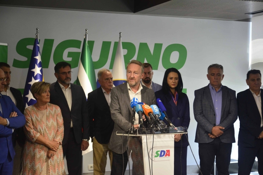 ŽESTOKA KRITIKA SDA: 'Trojka je saučesnik u opasnom projektu gašenja Željezare i slabljenju namjenske industrije!'