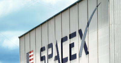 Akcije SpaceX-a skočile do oko 30 odsto prvog dana trgovanja