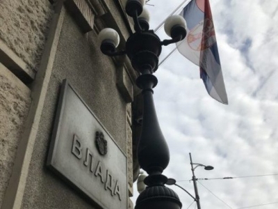 Srbija: Vlada u tehničkom mandatu osudila svaki oblik nasilja; Studentska lista pozvala građane da se uzdrže od nasilja