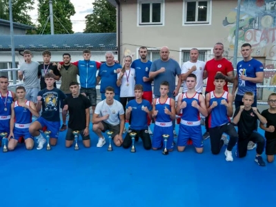 Bratski bokserski remi za bolju budućnost