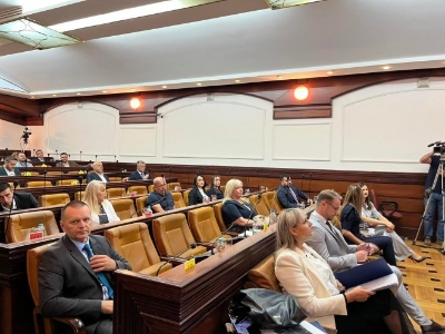 Banjaluka: Usvojeni zaključci, poziv Stanivukoviću da poništi tender (VIDEO)