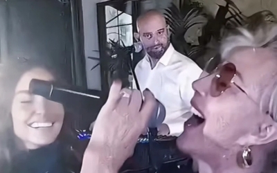 Džejla Ramović održala čas pjevanja Breni, ona joj otela mikrofon