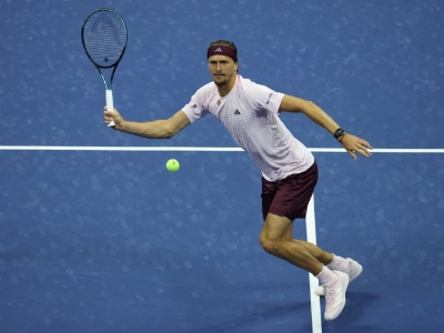 Zverev i Hačanov prošli u polufinale US opena
