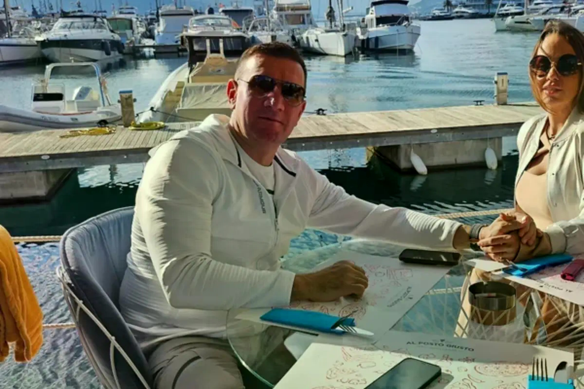 KRUG SE STEŽE OKO BOSKETOVIH ZAŠTITNIKA Oglasilo se tužilaštvo nakon hapšenja komandanta i inspektora zbog zataškavanja ubistva