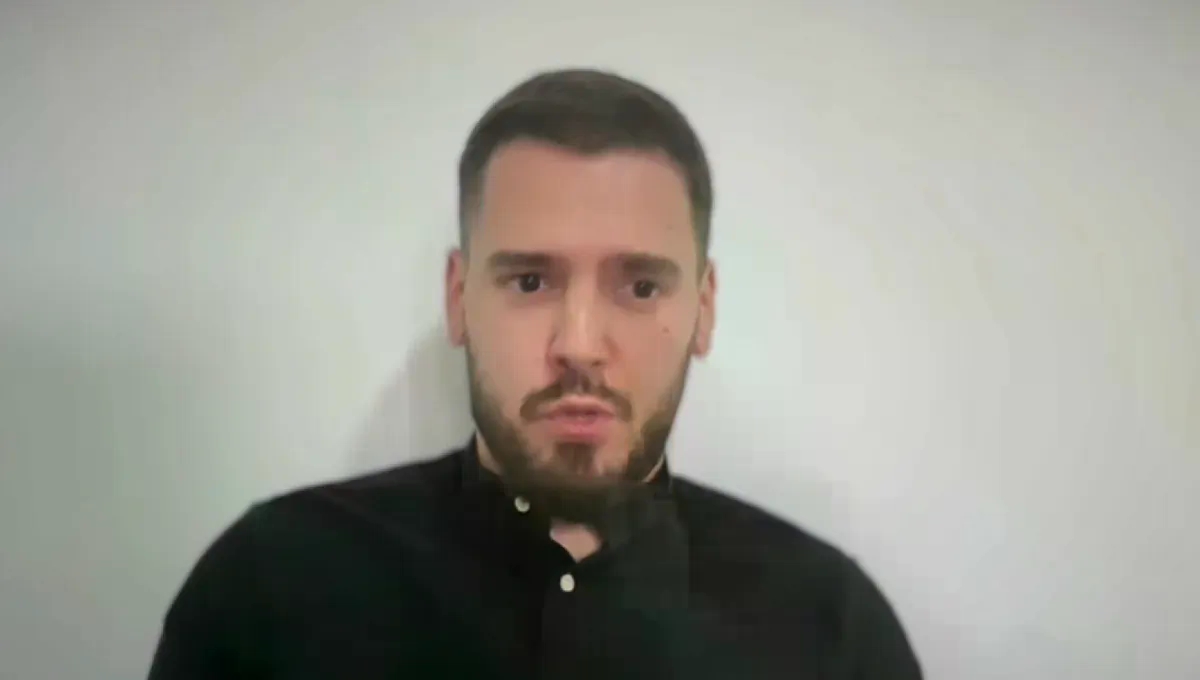 Psiholog o tome zašto ljudi šute pred nepravdom: "Vlastima su potrebni umorni ljudi"