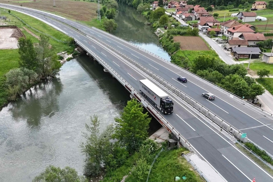 KINEZI PALE MAŠINE: U petak kreće gradnja 17 kilometara autoputa u BiH vrijednog 274 miliona KM (FOTO, VIDEO)