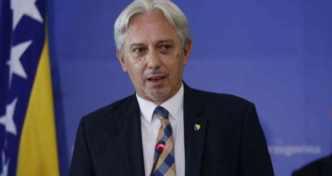 Kovačević oštro reagovao na pitanje voditeljice za koga će navijati na SP-u: Nemojte da izađem iz studija
