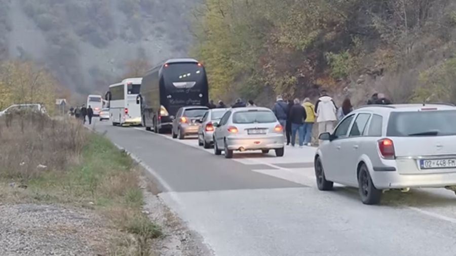Sve zbog izbora: Velike gužve na prijelazima između Kosova i Srbije