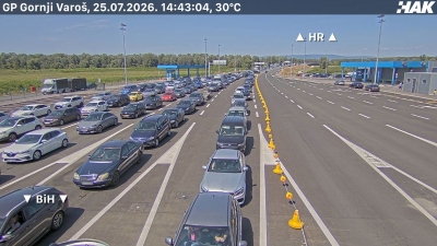 Pojačan saobraćaj širom BiH: Duge kolone na više graničnih prelaza, vozačima se savjetuje oprez