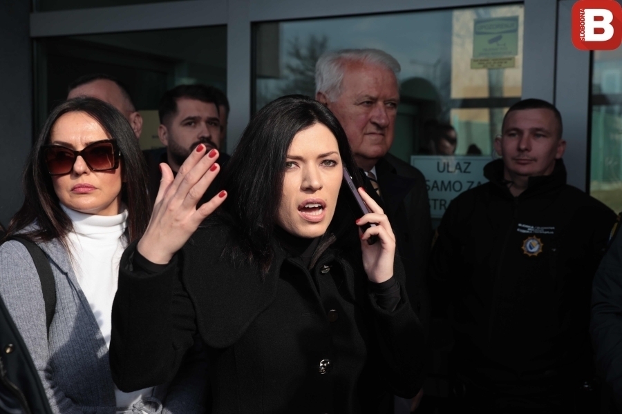 SANJA VULIĆ KIPTI OD BIJESA: 'Konaković je oštre riječi uputio našoj matici Srbiji, i tu je skrivena poruka...'