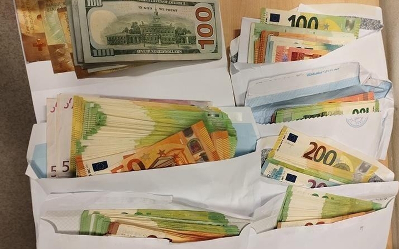 Državljanin BiH na granici kažnjen sa 11.490 eura zbog “zaboravljanja” prijavljivanja novca