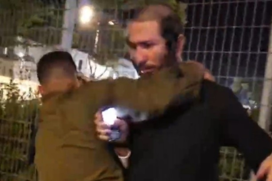 HAOS U IZRAELU: Sukobili se ultraortodoksni jevreji i pripadnici IDF-a ispred zatvora (VIDEO)