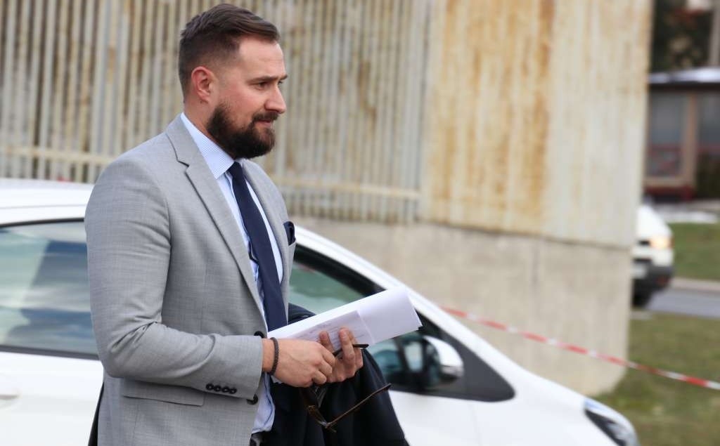 Sud BiH pokrenuo postupak: Fikretu Hodžiću će biti vraćeno više od 440.000 KM