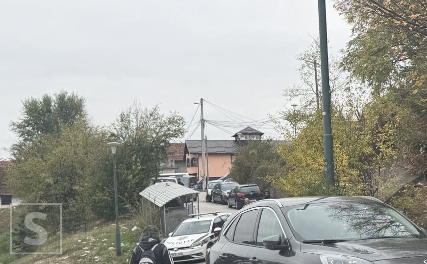 Policija se oglasila nakon akcije "Black Peak" u Sarajevu: Pet uhapšenih, pronađene puška i droga
