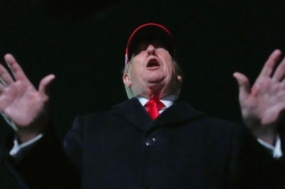 Tramp: Pobjeđujem u ratu, i to uvjerljivo