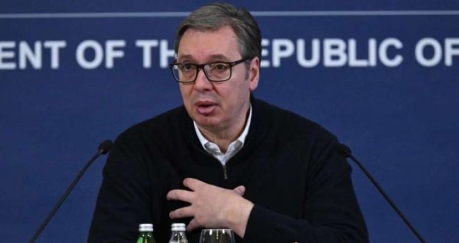 Vučić o Sarajevo safariju: 'Promašili su mi rame na kojem nosim pušku, valjda je i Bakir Izetbegović ubica'