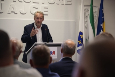 IZETBEGOVIĆ OŠTRO IZ JAJCA: 'BiH je danas u najtežoj situaciji od Daytona, Dodik je amnestiran, a Trojka mu je prva pružila ruku spasa'