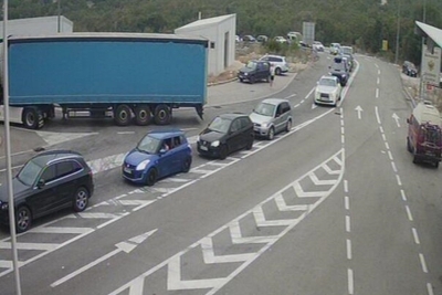 HAOS NA GRANICAMA: Duge kolone na izlazu iz BiH, na jednom prelazu čeka se u oba smjera