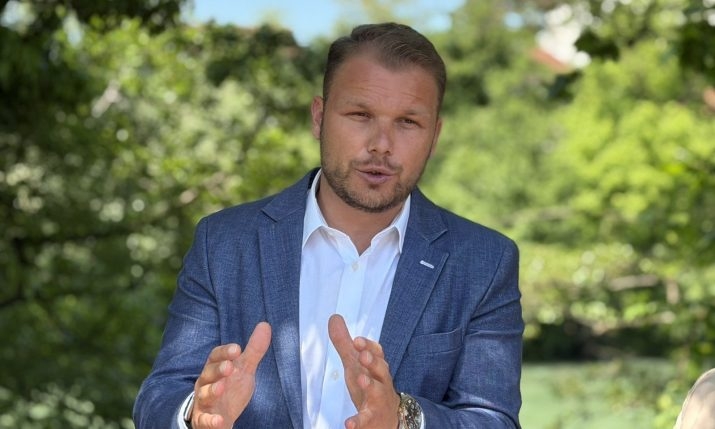Stanivuković povodom godišnjice zemljotresa: Banjaluka se izdigla iz ruševina