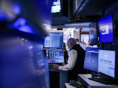 Investitori optimistični: Dionice jačaju dok nafta i dolar slabe zbog dešavanja u Hormuzu