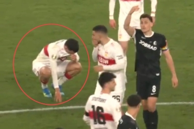 Demirovićev saigrač pravu muku mučio na terenu, a reakcija aktera utakmice je iznenadila mnoge