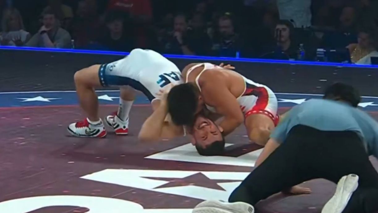 Video / Kakav povratak bivšeg UFC šampiona: Sehudo za 30 sekundi "završio" Dvališvilija