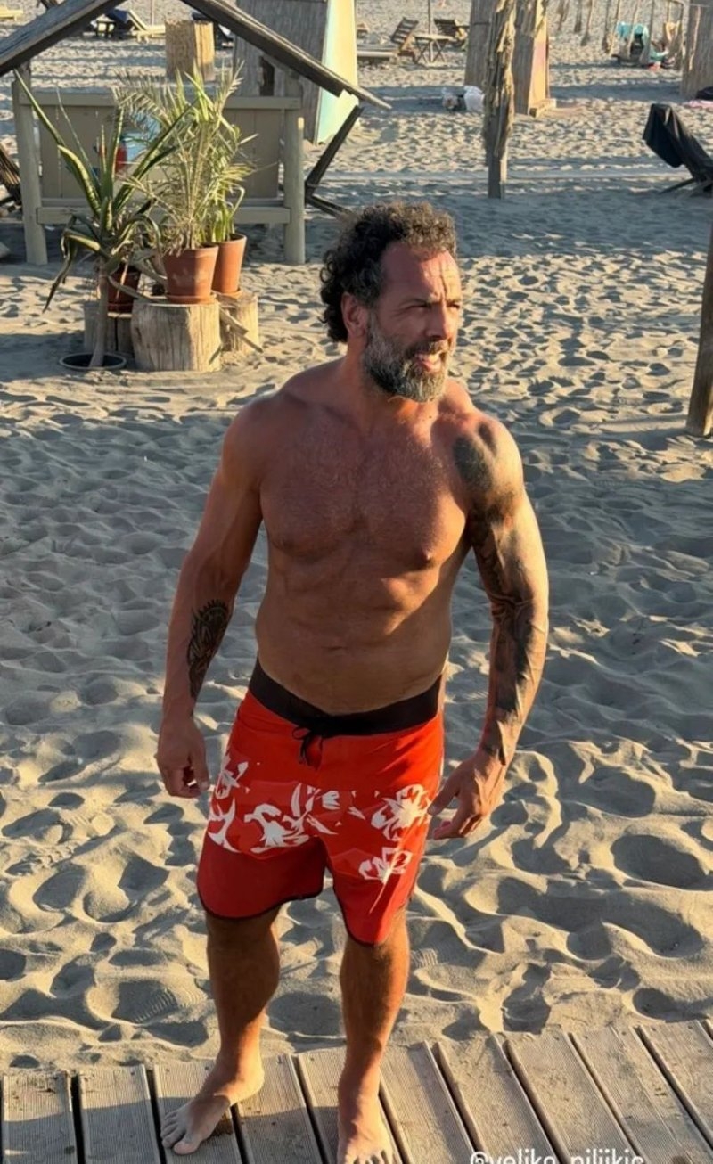 Seka Aleksić uslikala golog supruga: Izazvao sveopći haos na poznatoj plaži!