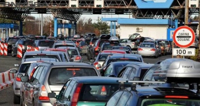 Pripremite se na velike gužve i duga čekanja na graničnim prelazima: Od sutra počinje puna primjena EES-a