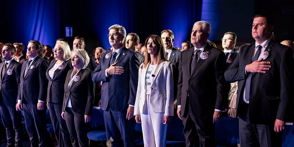 Plenković na skupu HDZ-a u Mostaru: Ne bacajte glasove onima koji su tu samo da Hrvati ne dobiju legitimnog člana Predsjedništva