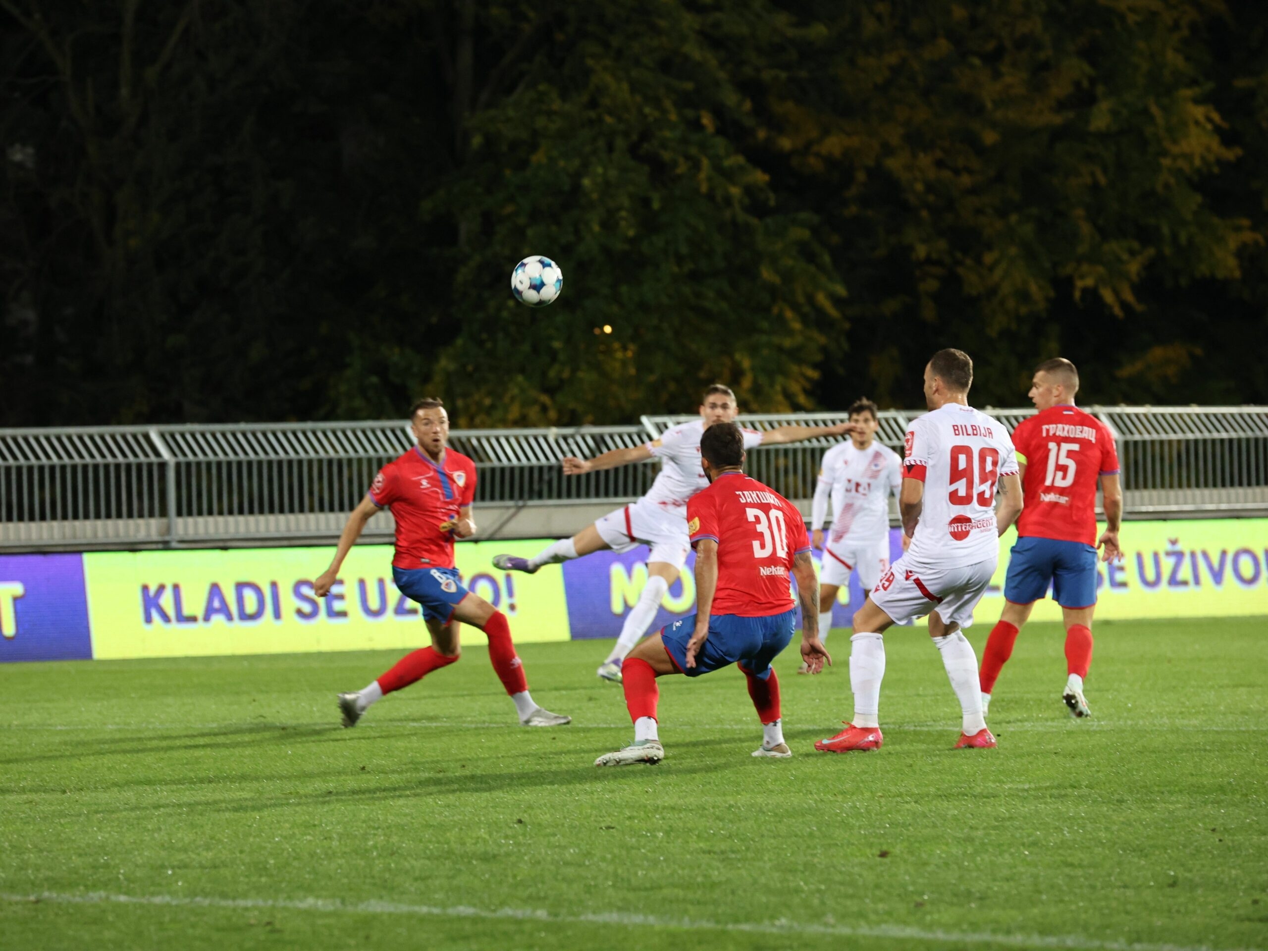 "Praznik fudbala" Predaje li Zrinjski u Mostaru šampionsku krunu Borcu