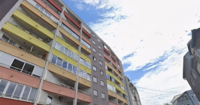 Horor u Zagrebu: Ženu gurnuo sa zgrade